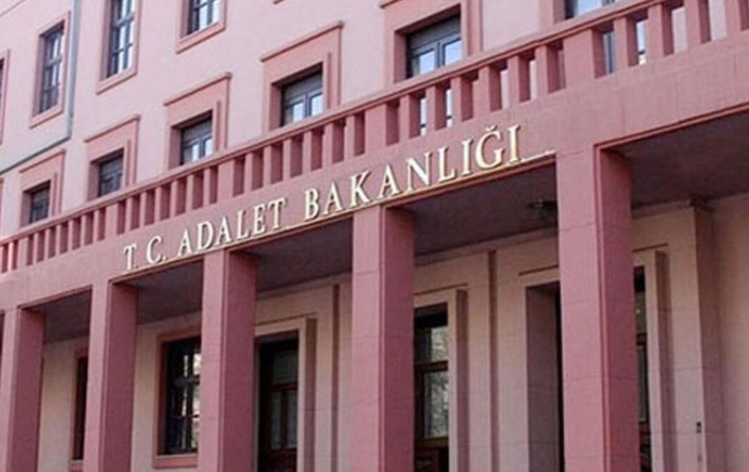 ADALET BAKANLIĞI Adli Tıp Kurumu Başkanlığı 80 Memur Alacak